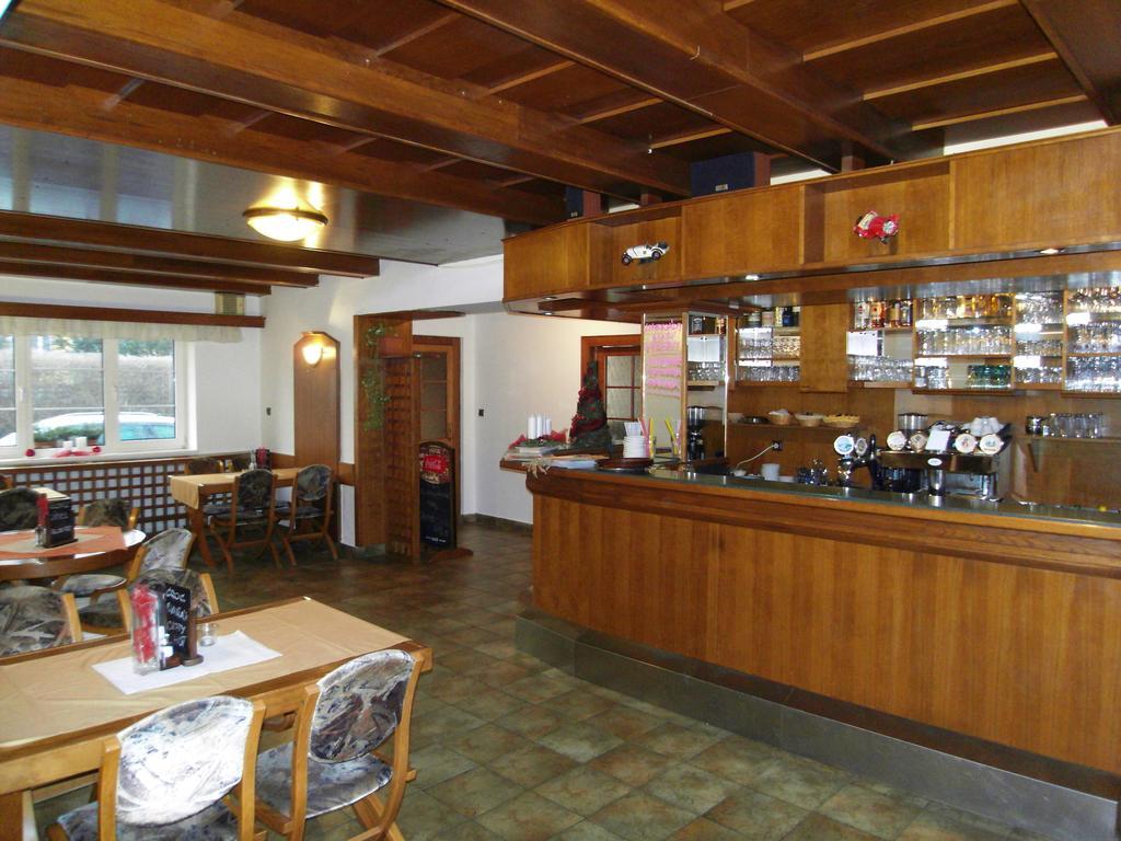 Penzion A Restaurace U Veterana Frenštát pod Radhoštěm 外观 照片