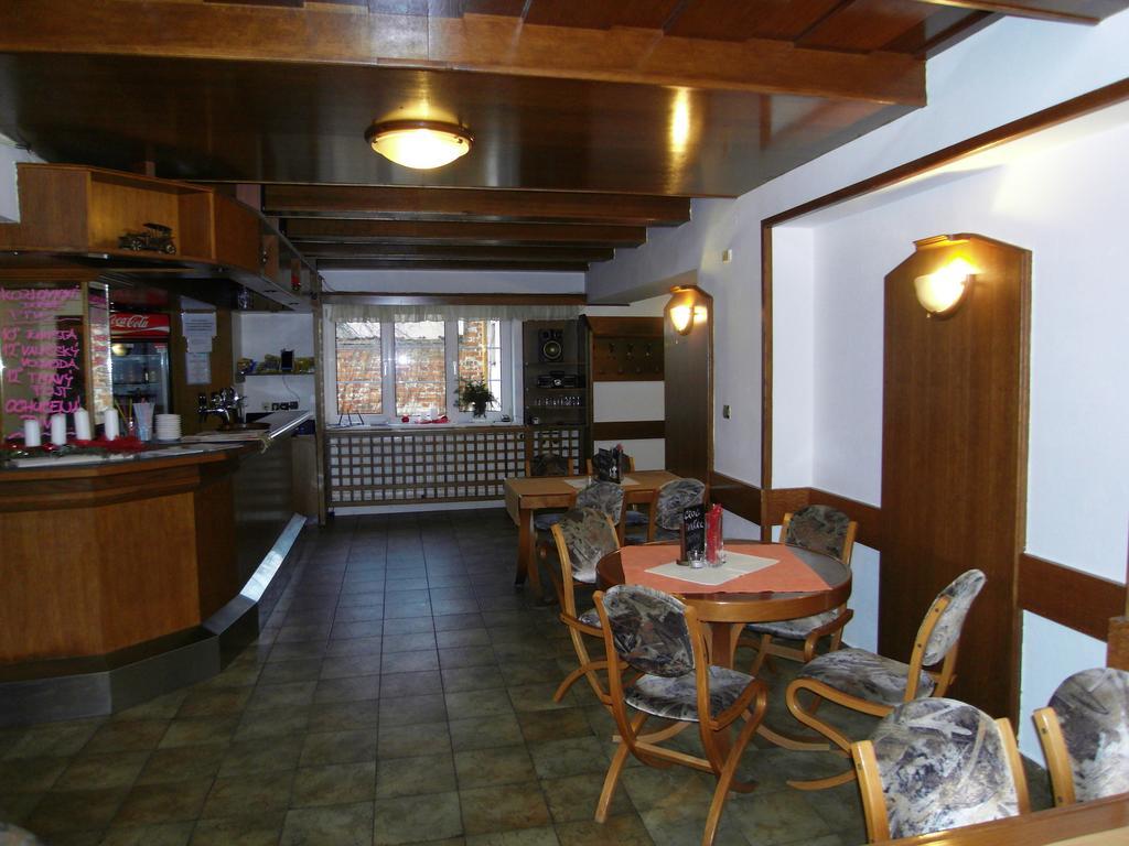 Penzion A Restaurace U Veterana Frenštát pod Radhoštěm 外观 照片
