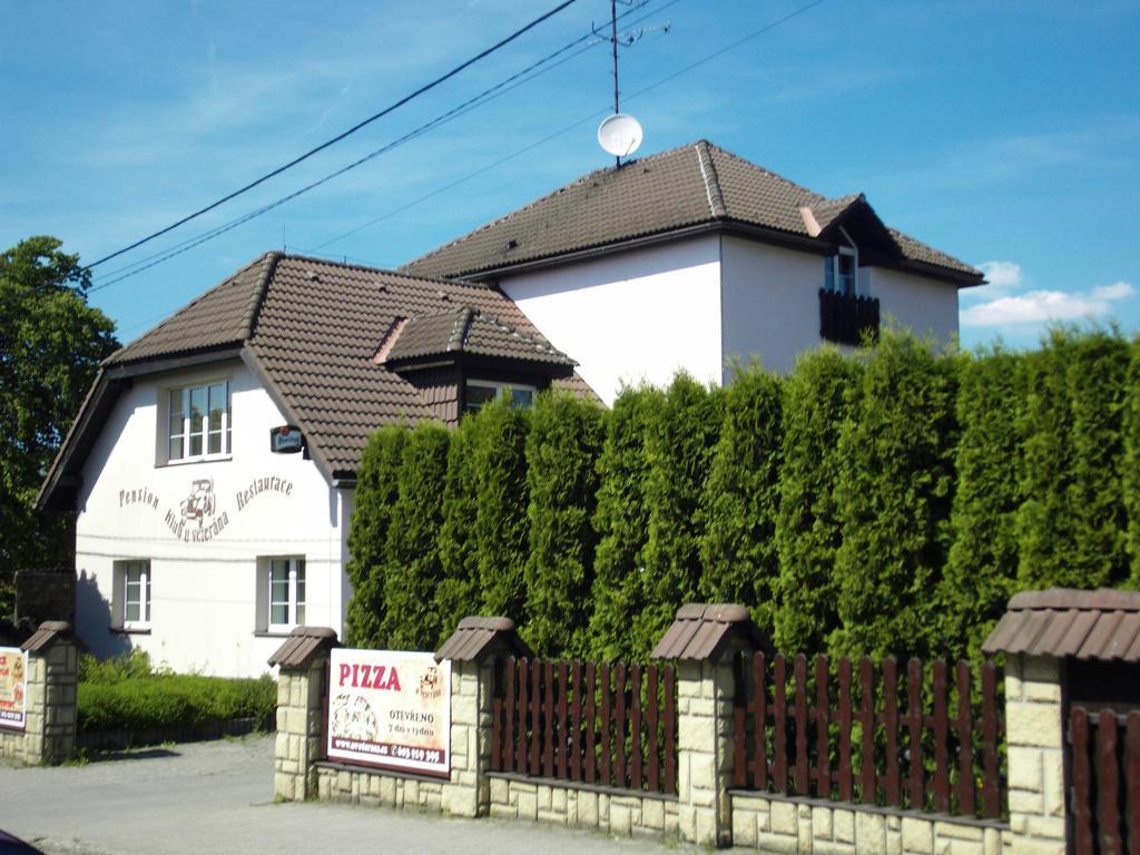 Penzion A Restaurace U Veterana Frenštát pod Radhoštěm 外观 照片